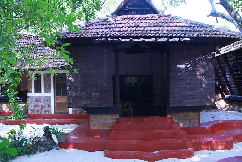 Arakkal Heritage Mararikulam Luaran gambar